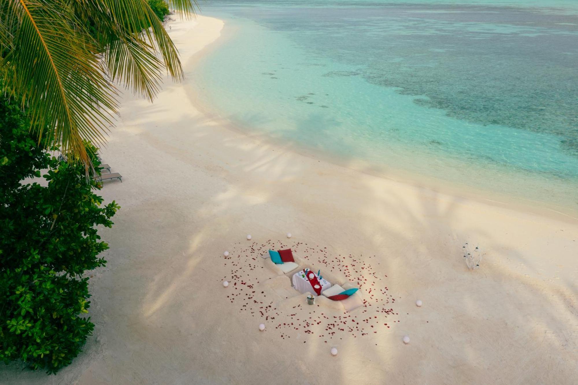You & Me Maldives - Adults Only - Premium All-Inclusive Muravandhoo Exterior photo